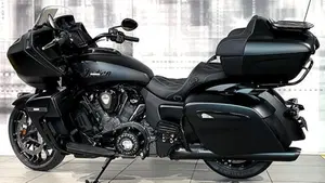 Indian Pursuit 1768 Dark Horse (2022 - 25)  (2)