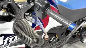 Honda Africa Twin CRF 1000L (2016 - 17)  (5)