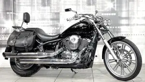 Kawasaki Vulcan VN 900 Custom (2006 - 09) 