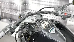 Kawasaki Vulcan VN 900 Custom (2006 - 09)  (6)