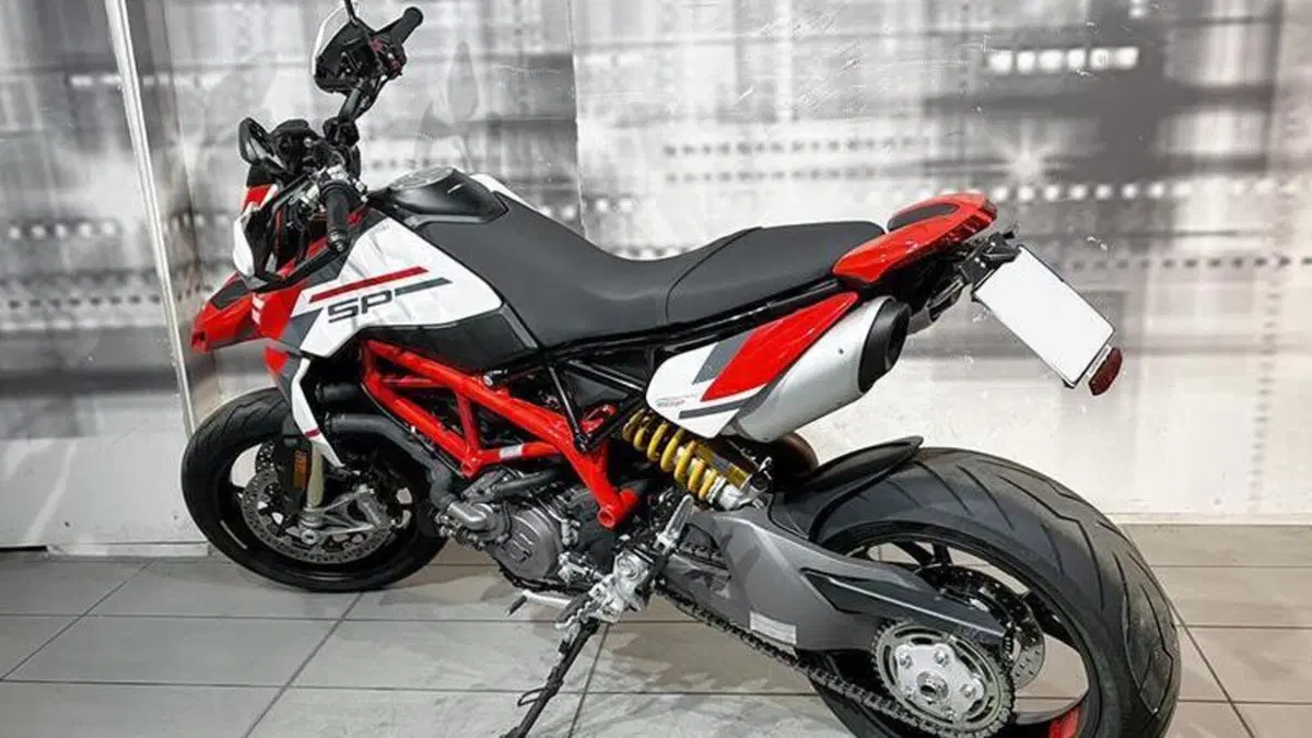 Ducati Hypermotard 950 SP (2022 - 25)  (2)