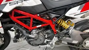 Ducati Hypermotard 950 SP (2022 - 25)  (5)