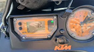 KTM 640 Adventure  (6)
