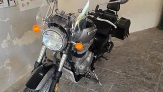 Royal Enfield Meteor 350 Aurora (2024 - 26) usata
