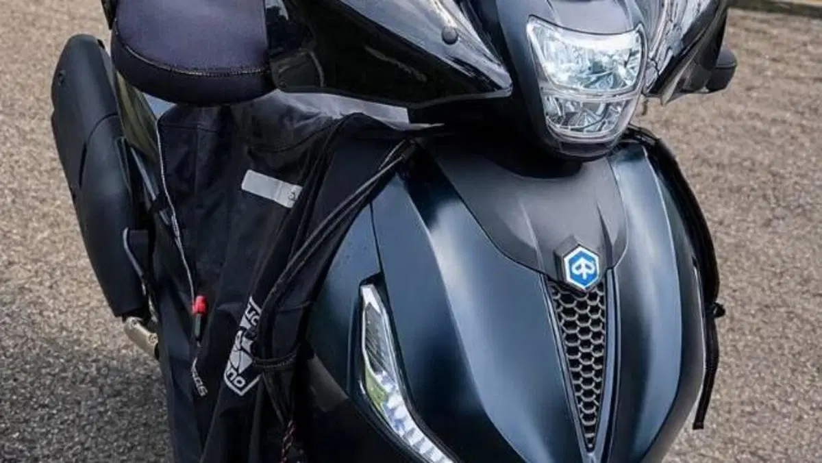 Piaggio Beverly 400 S ABS-ASR (2021 - 24)  (2)
