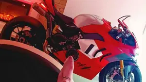 Ducati Panigale V4 R (2023 - 24)  (3)