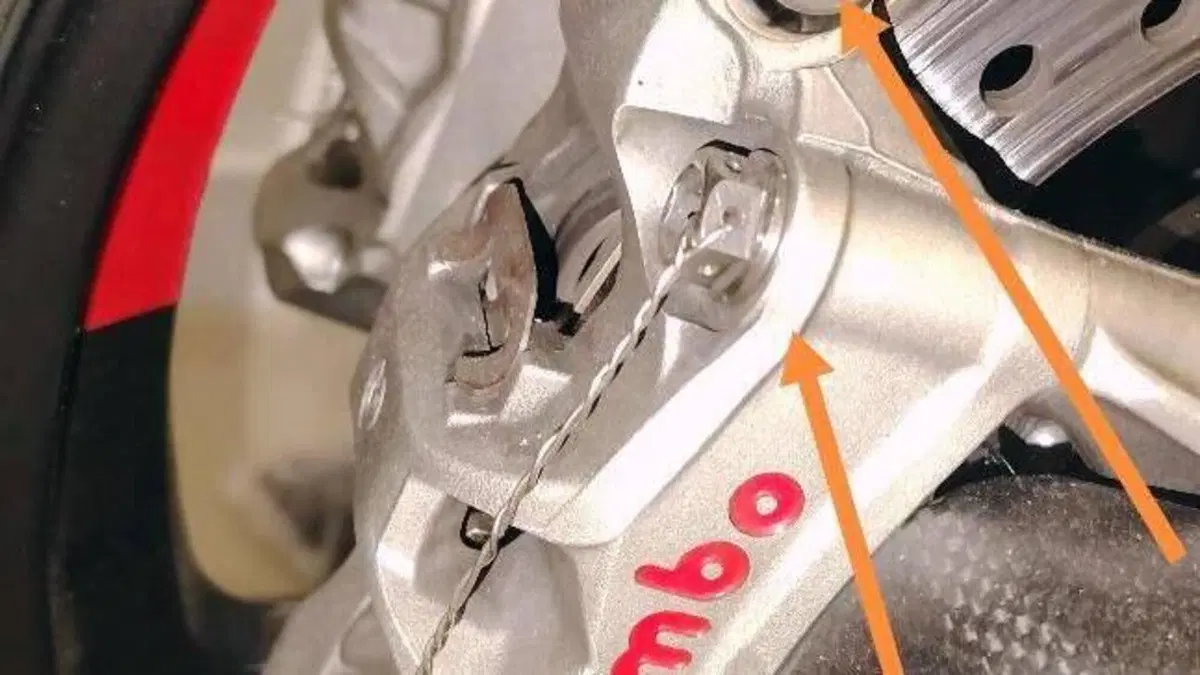 Ducati Panigale V4 R (2023 - 24)  (15)