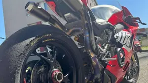 Ducati Panigale V4 R (2023 - 24)  (10)