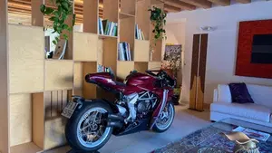MV Agusta Superveloce 800 98 (2023 - 26)  (6)