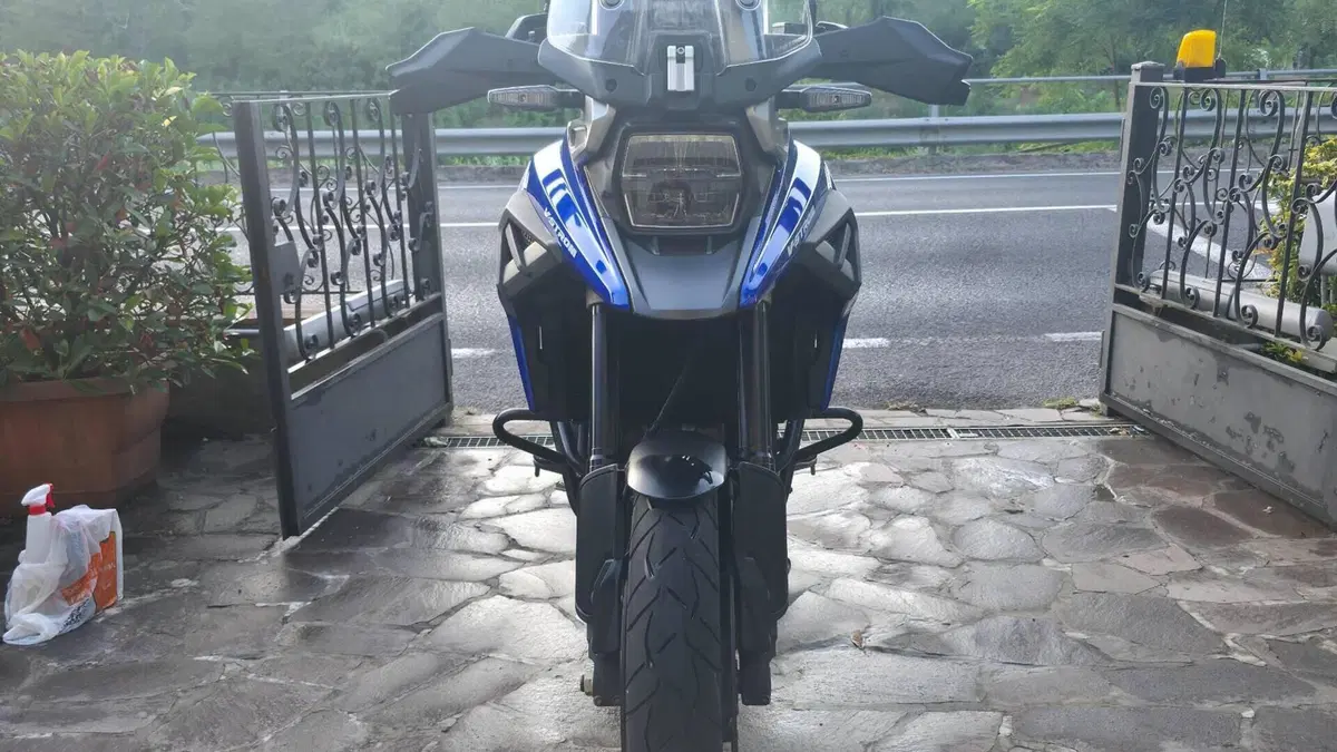 Suzuki V-Strom 1050SE (2023 - 24)  (3)
