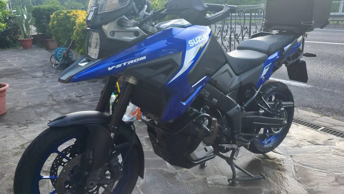 Suzuki V-Strom 1050SE (2023 - 24)  (4)