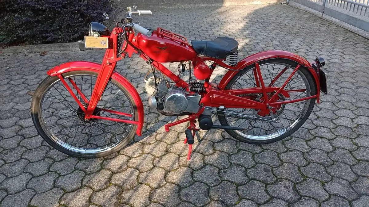 Moto Guzzi   (11)
