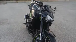 Kawasaki Z 900 (2021 - 24)  (8)