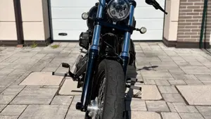 Harley-Davidson 1584 Street Bob (2008 - 15) - FXDB  (2)