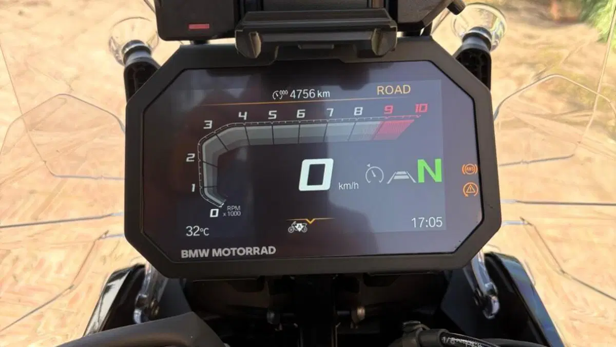 Bmw R 1300 GS Adventure Triple Black (2025 - 26)  (6)