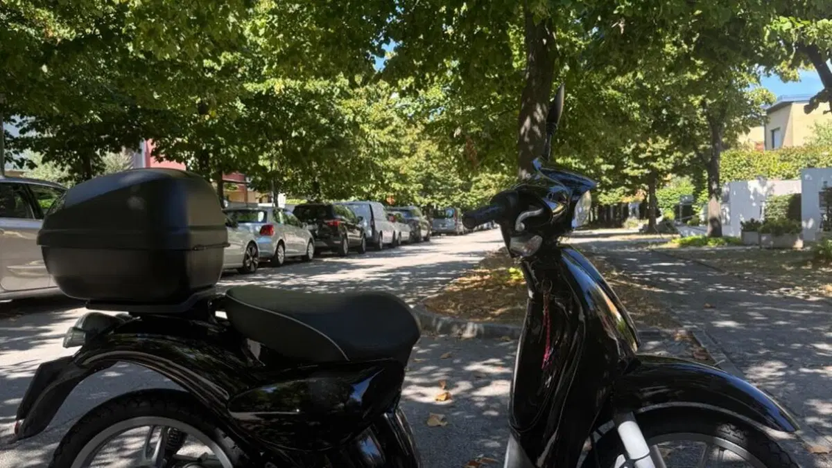 Aprilia Scarabeo 50 2t (2008 - 17)  (2)