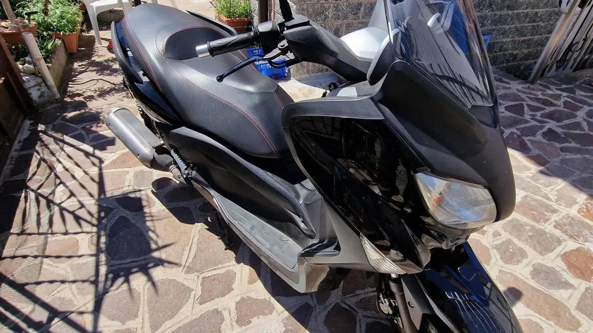 Yamaha X-Max 250 (2010 - 13) 