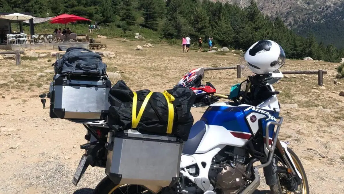 Honda Africa Twin CRF 1000L Adventure Sports (2018 - 19)  (2)