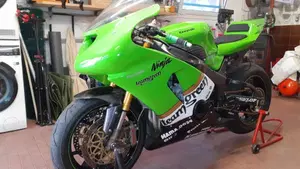 Kawasaki Ninja 636 ZX-6R (2005 - 06)  (8)