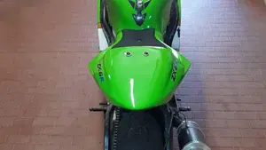 Kawasaki Ninja 636 ZX-6R (2005 - 06)  (10)