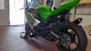Kawasaki Ninja 636 ZX-6R (2005 - 06)  (12)