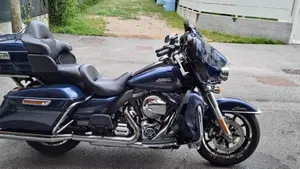 Harley-Davidson 1690 Electra Glide Ultra Limited (2016) - FLHTK  (12)