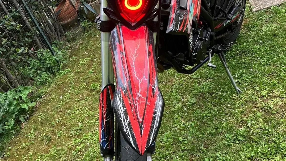 Betamotor RR 125 4T Motard R (2023 - 24)  (2)