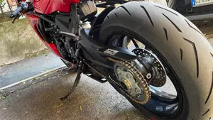 MV Agusta F3 800 Rosso (2021 - 23)  (5)
