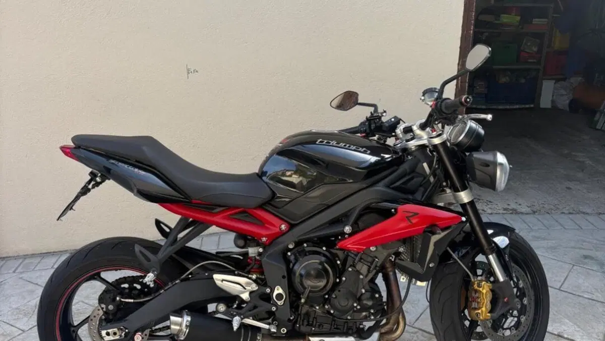 Triumph Street Triple R (2013 - 14) 