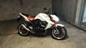 Kawasaki Z 1000 (2007 - 09)  (12)