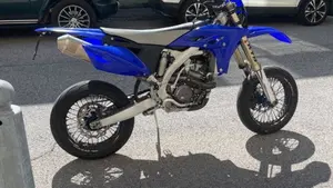 Yamaha YZ 250 F (2010 - 11)  (3)