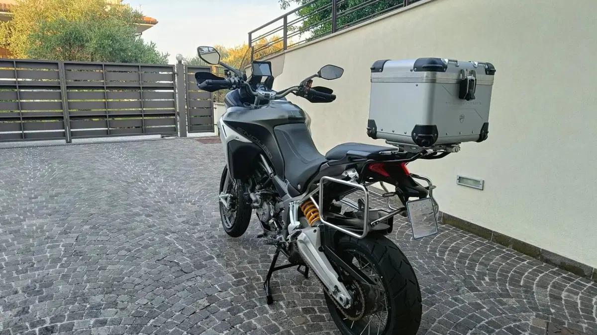 Ducati Multistrada 1200 Enduro (2016 - 18)  (3)