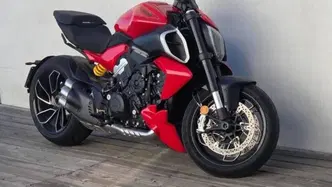 Ducati Diavel V4 (2023 - 26) usata