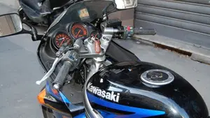 Kawasaki   (6)