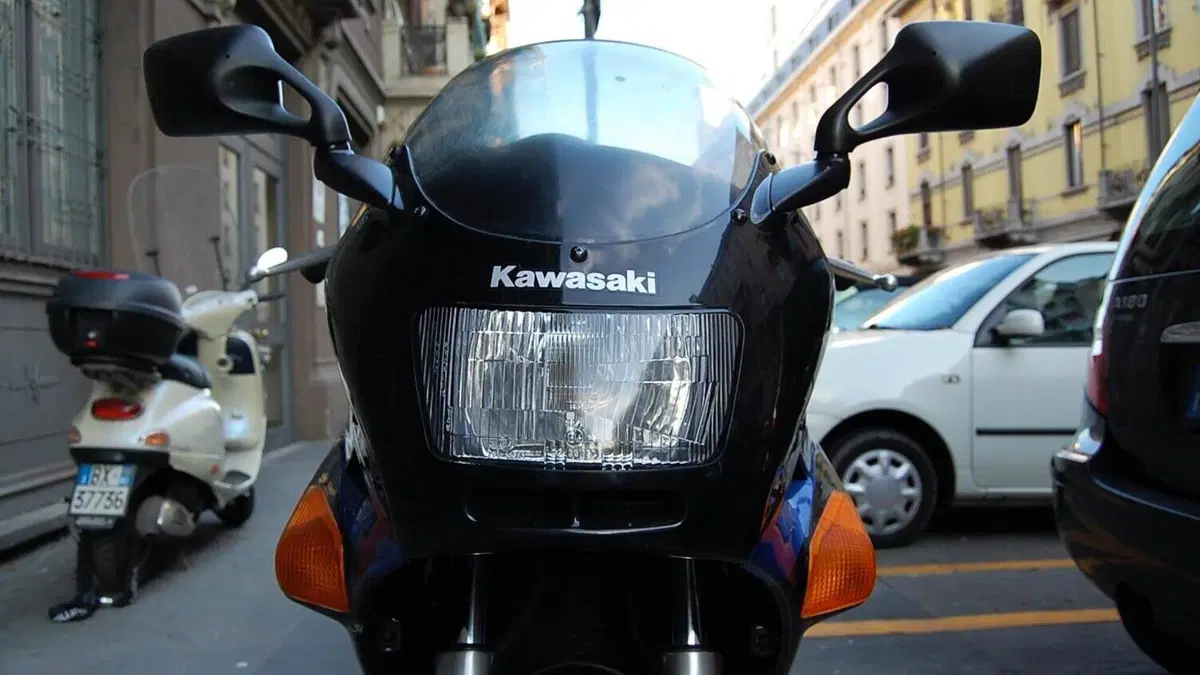 Kawasaki   (10)