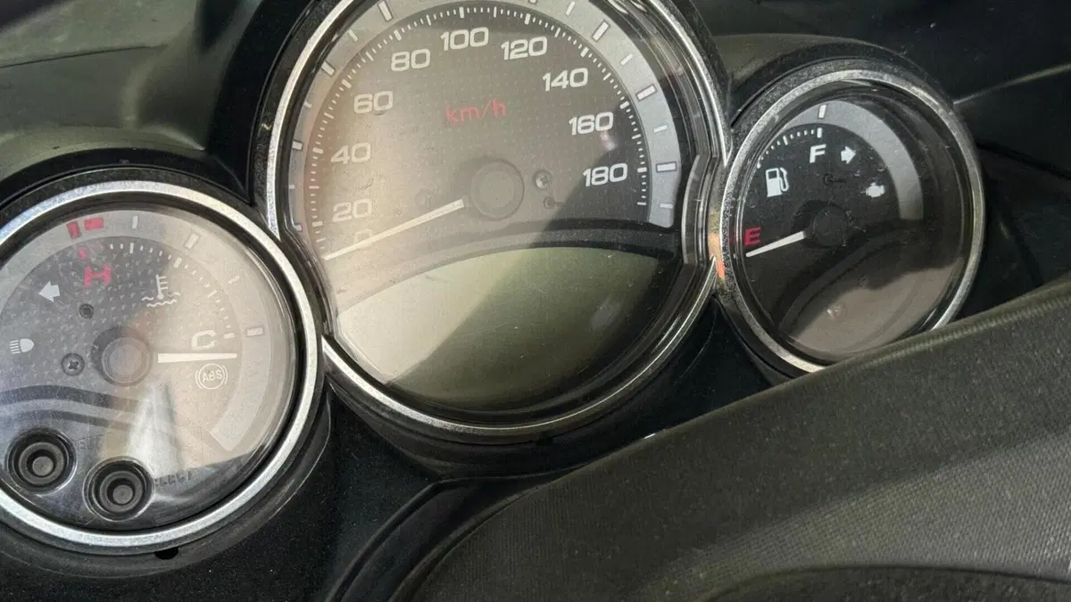 Yamaha T-Max 500 (2008 - 12)  (5)