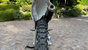 KTM 250 SX-F (2024)  (3)