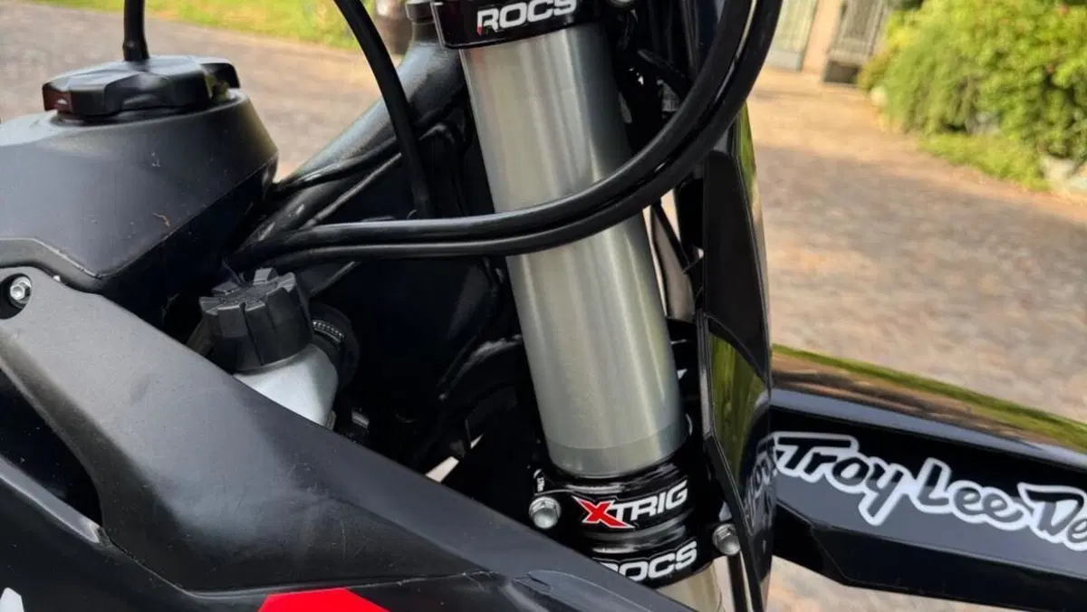 KTM 250 SX-F (2024)  (12)