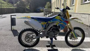 Suzuki RM-Z 250 (2008 - 11) 