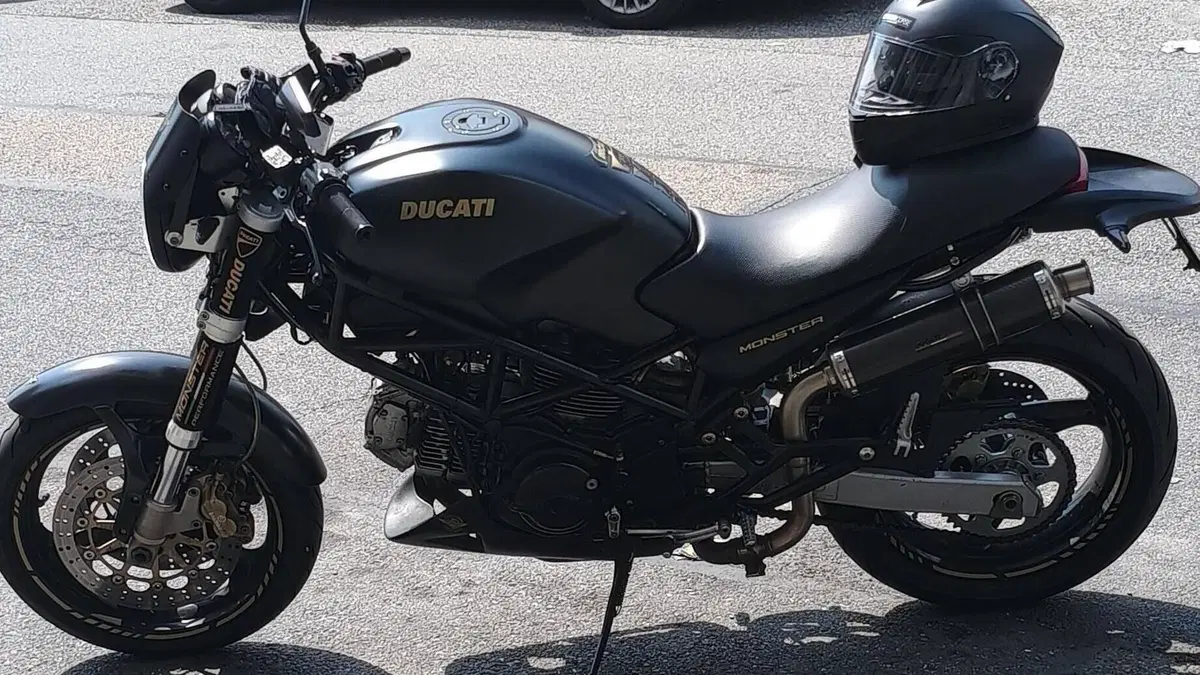 Ducati Monster 620 S (2003) 