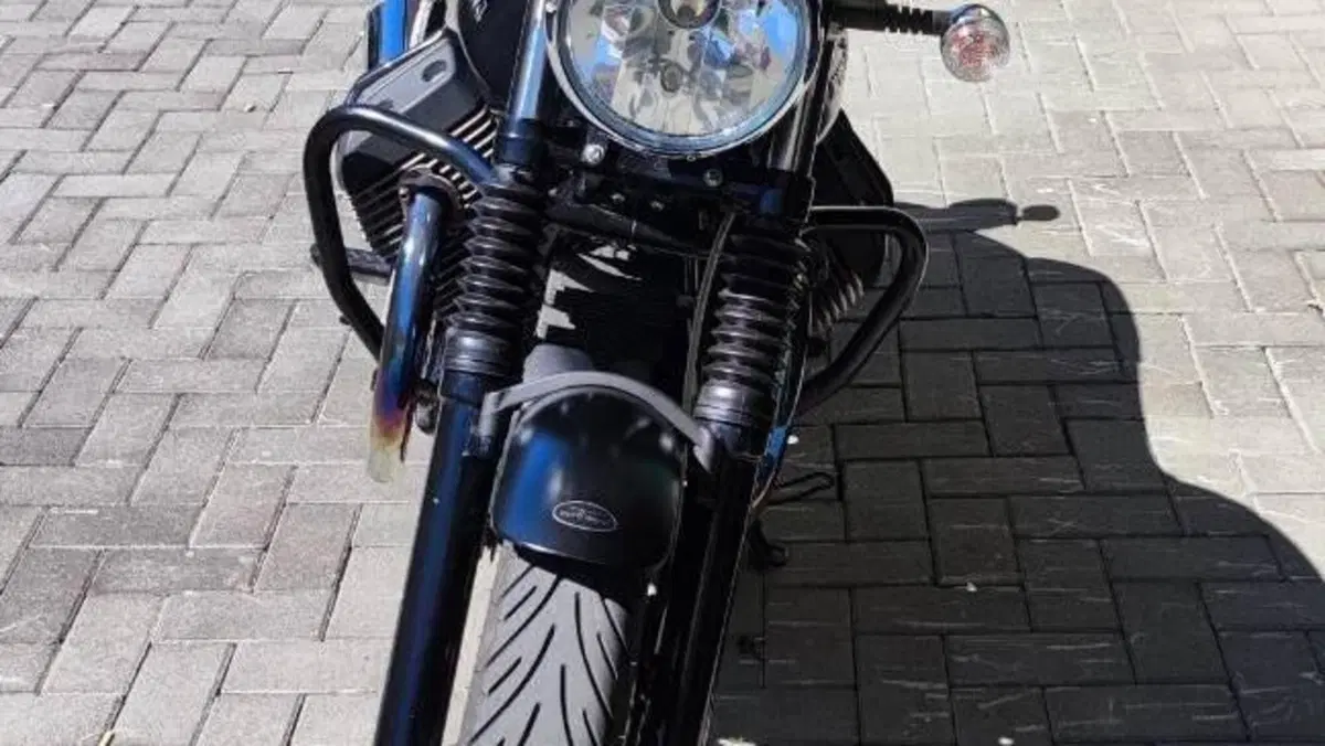 Moto Guzzi V7 Stone (2012 - 15)  (2)