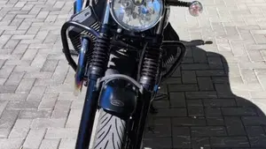 Moto Guzzi V7 Stone (2012 - 15)  (2)