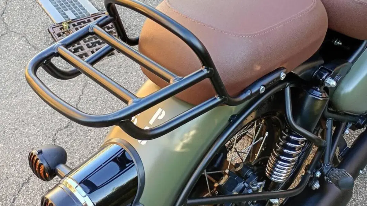Royal Enfield Classic 350 (2021 - 26)  (3)