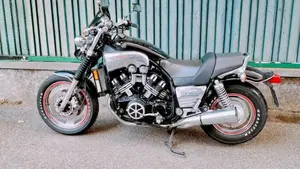 Yamaha   (2)
