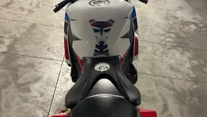 Honda CBR 1000 RR Fireblade (2012 - 16)  (3)