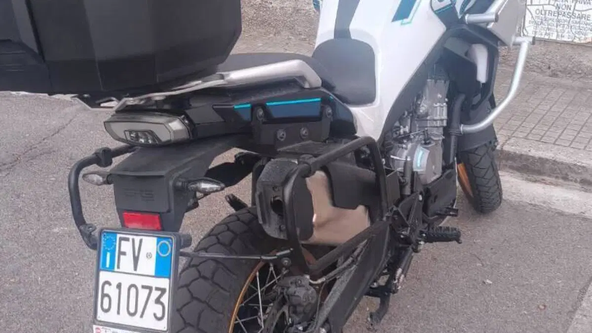 CFMOTO 800MT Explore (2023 - 26) 