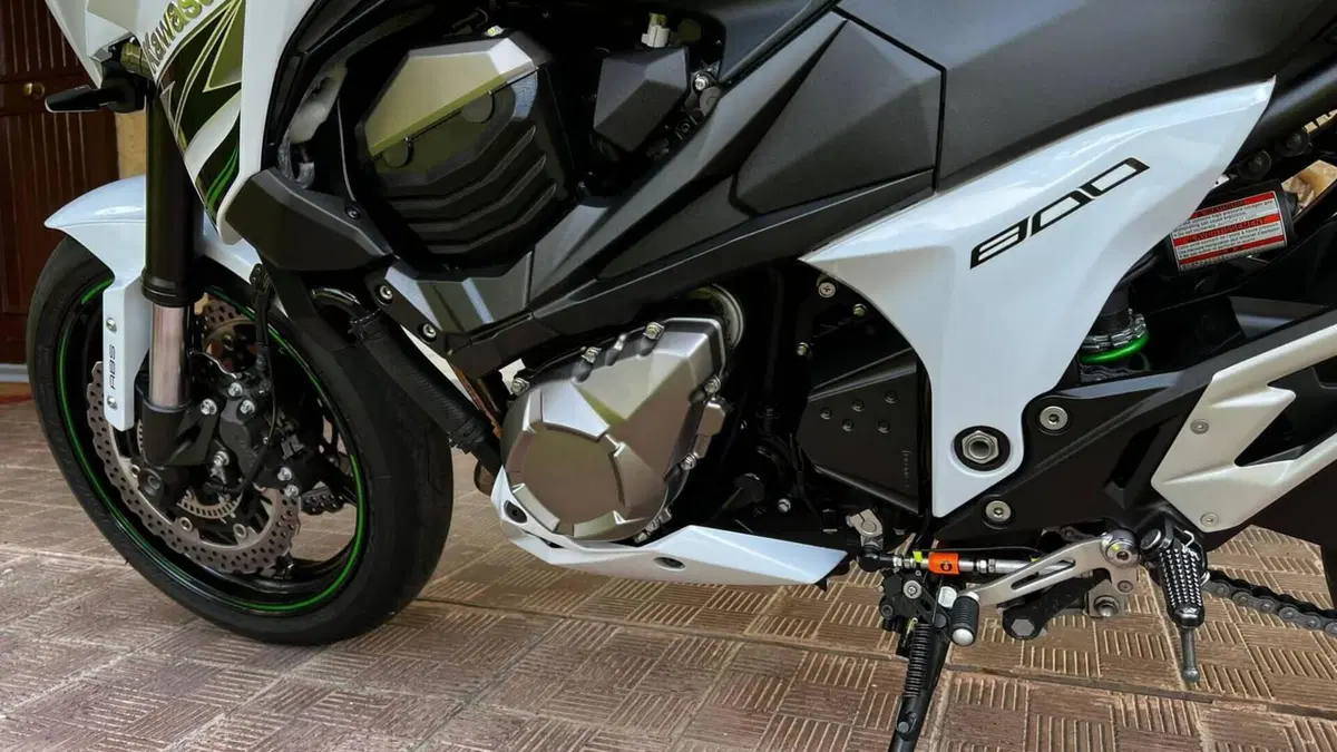 Kawasaki Z 800 ABS (2012 - 16)  (3)