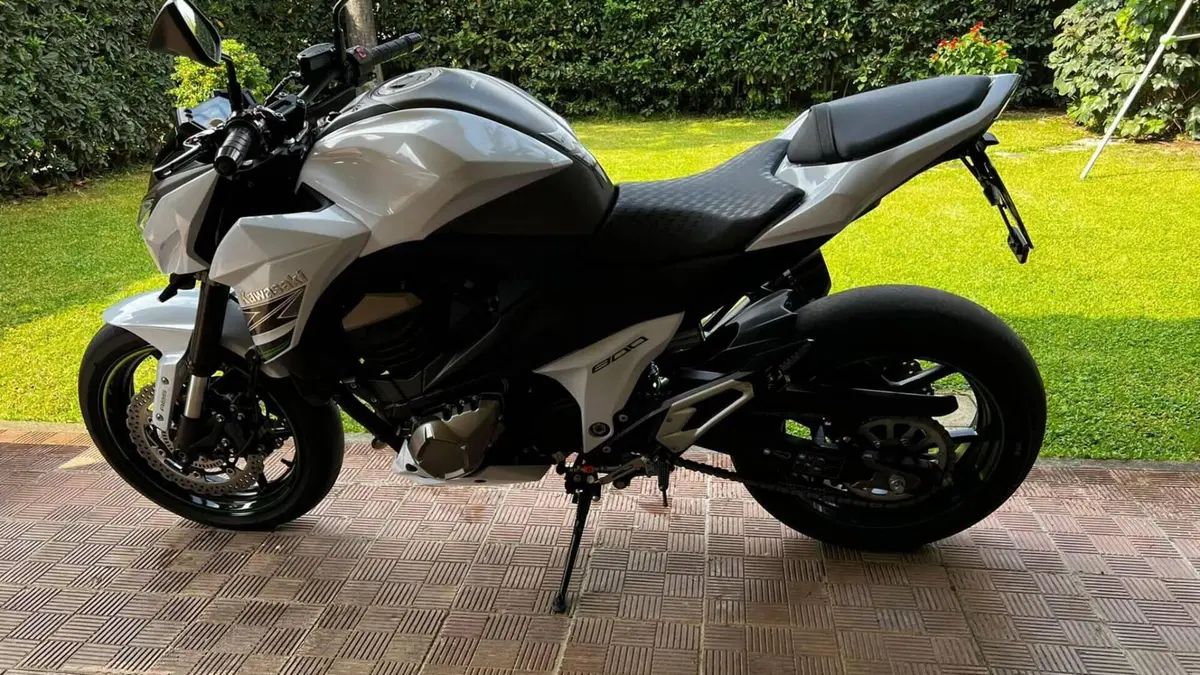 Kawasaki Z 800 ABS (2012 - 16)  (6)