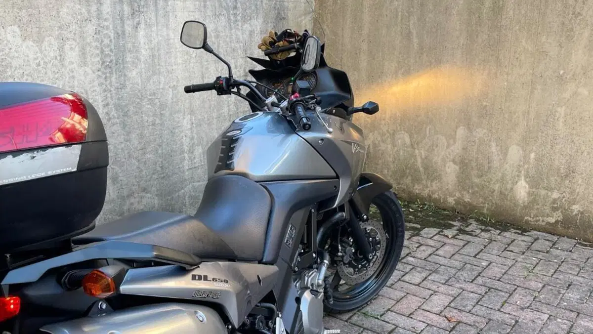Suzuki V-Strom 650 (2008 - 11)  (2)