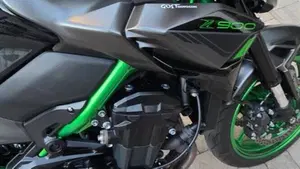 Kawasaki Z 900 (2021 - 24)  (3)